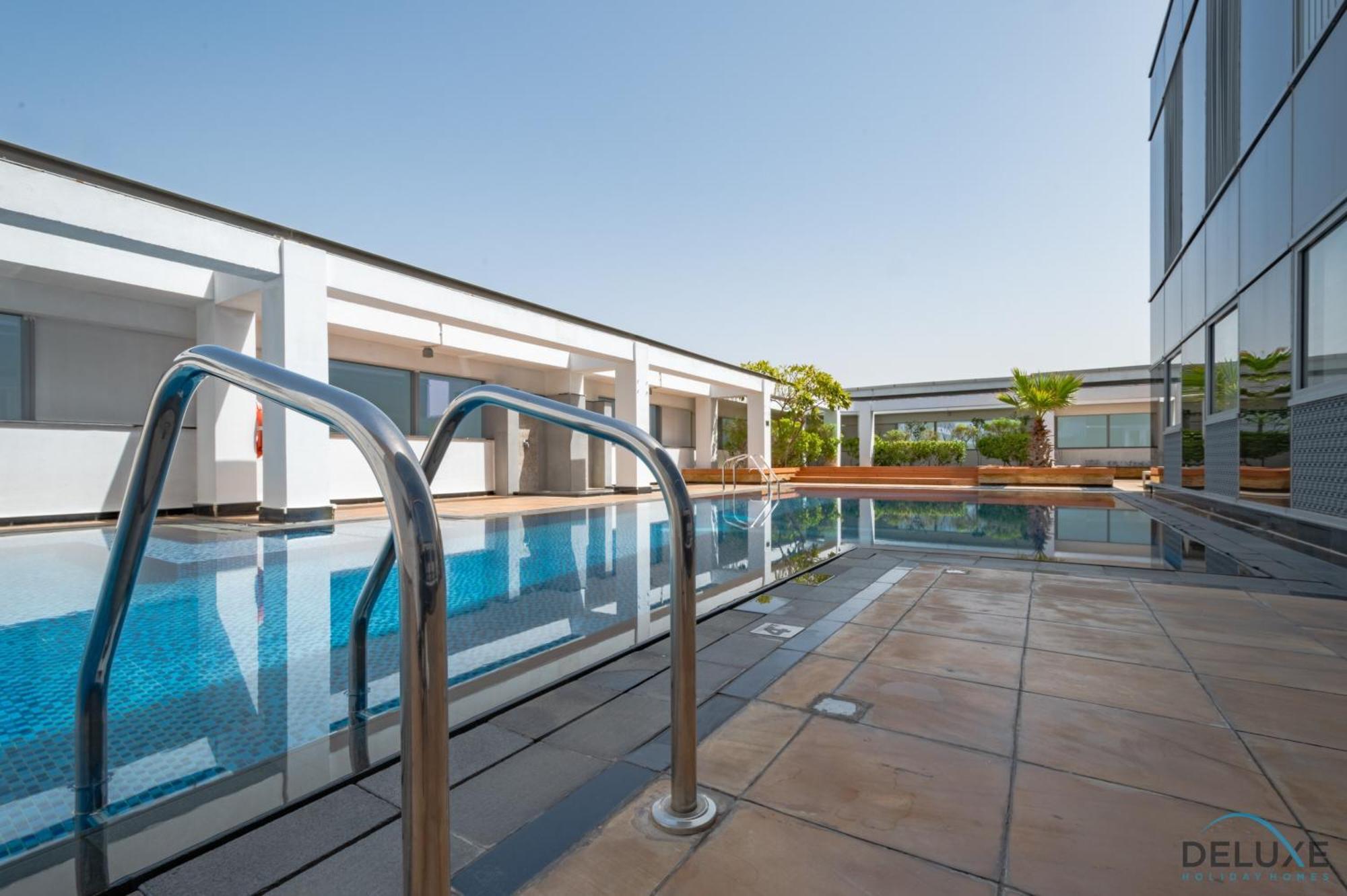 Apartment Limited Time Stylish With Great Amenities By Deluxe Homes Dubai