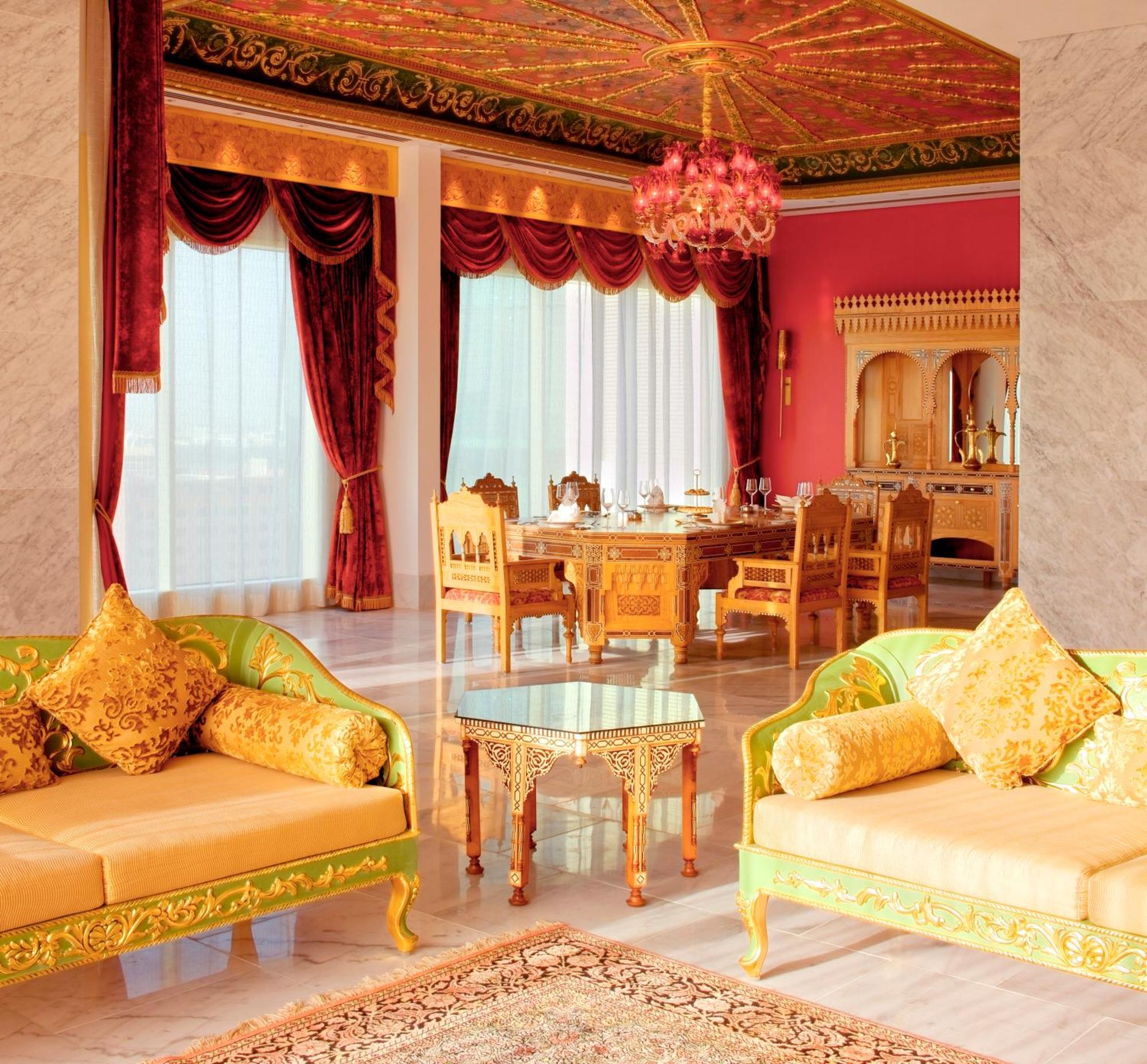 Raffles 5*