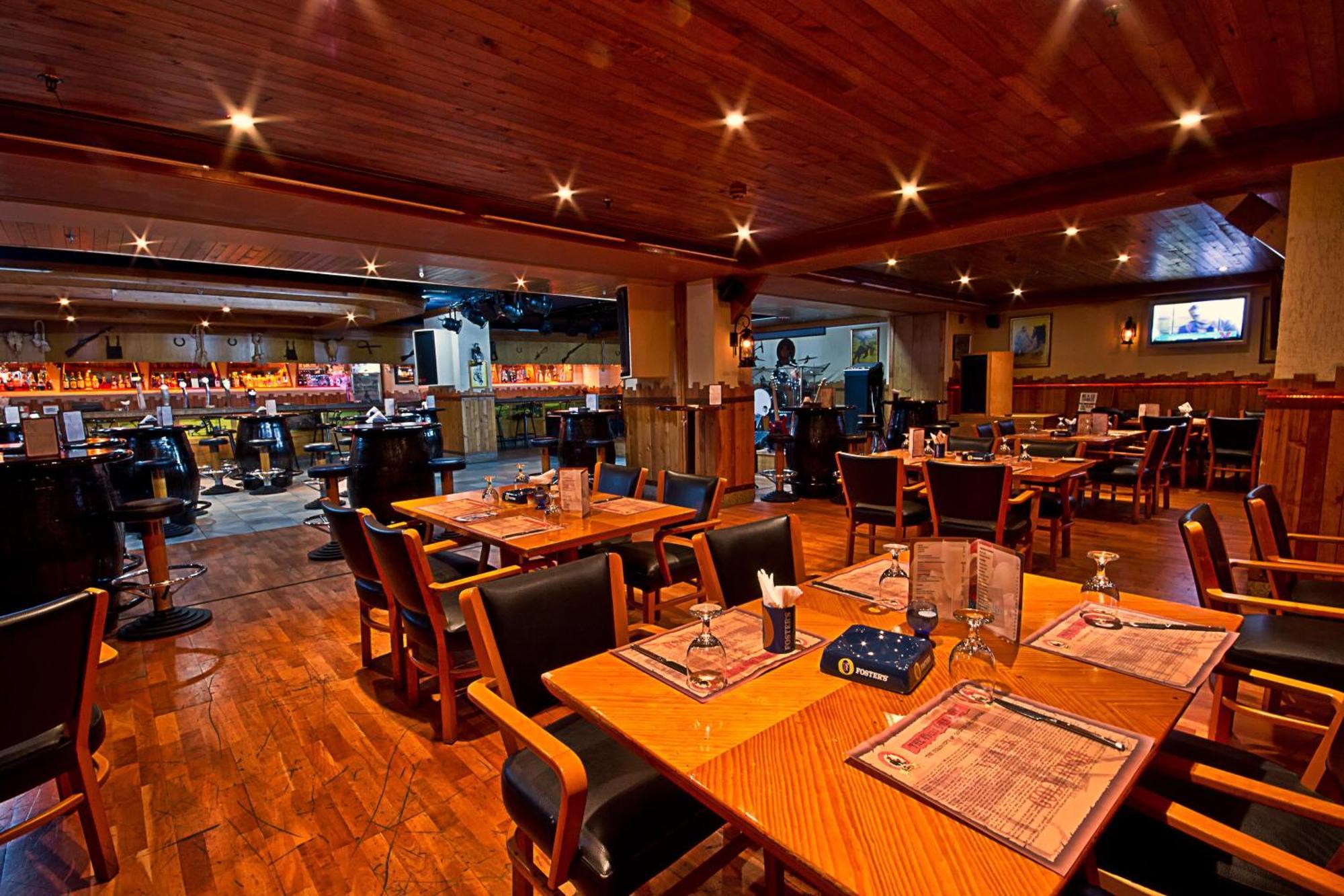 Avenue Hotel
