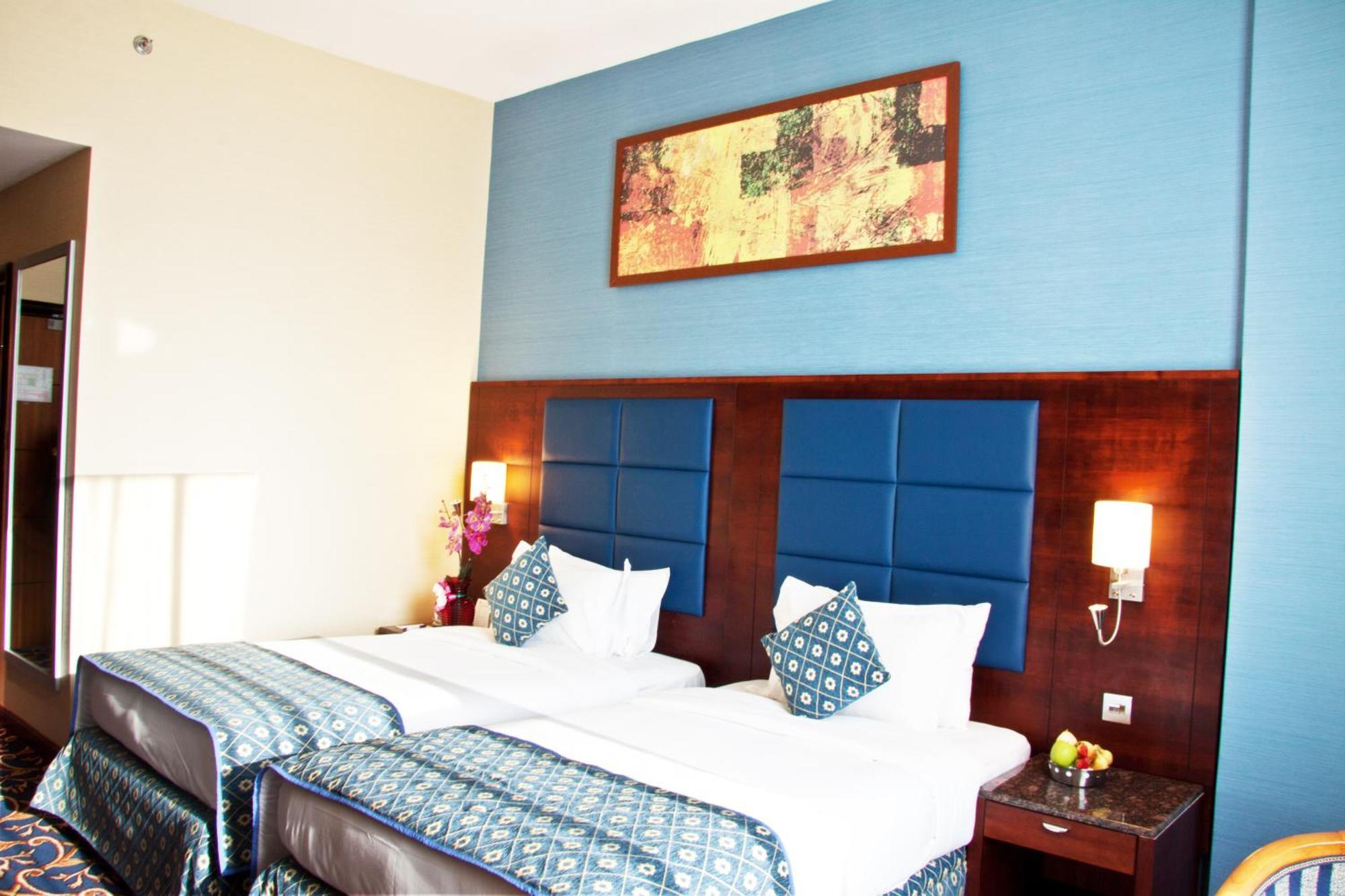 Hotel Ramee Rose 4*