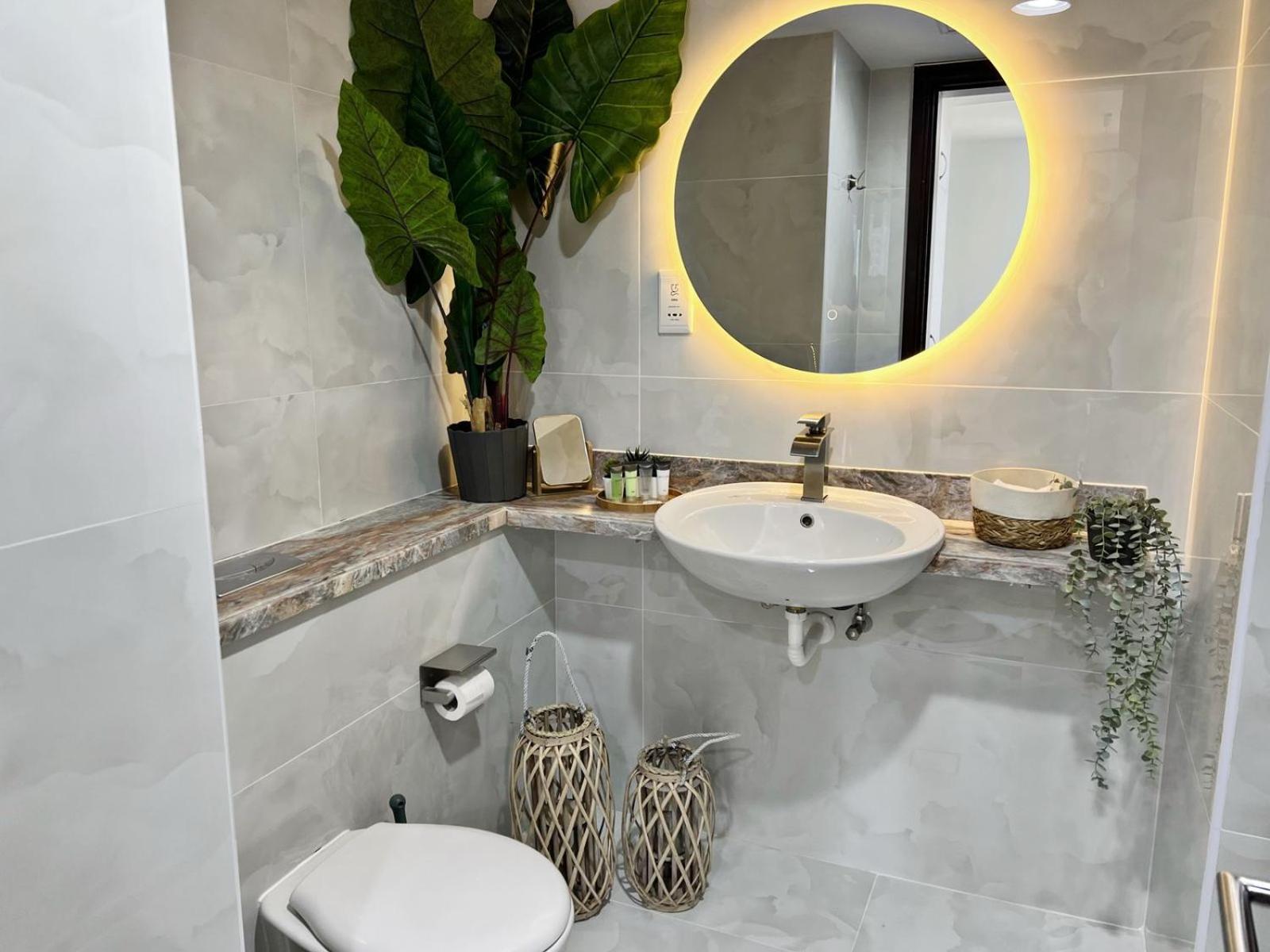 Apartment Newly Renovated Marina & Sea View Family *