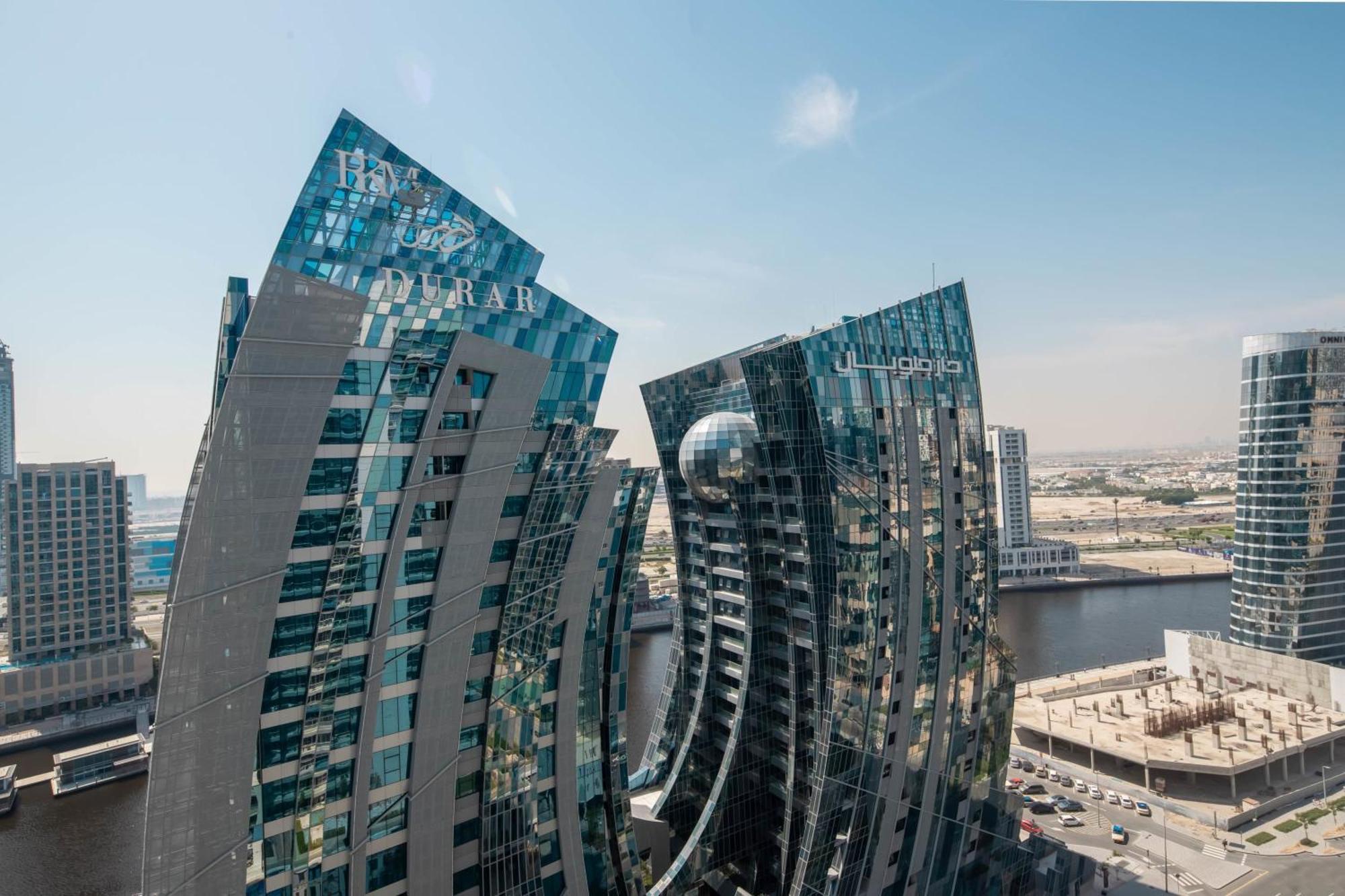 Frank Porter - Vera Dubai