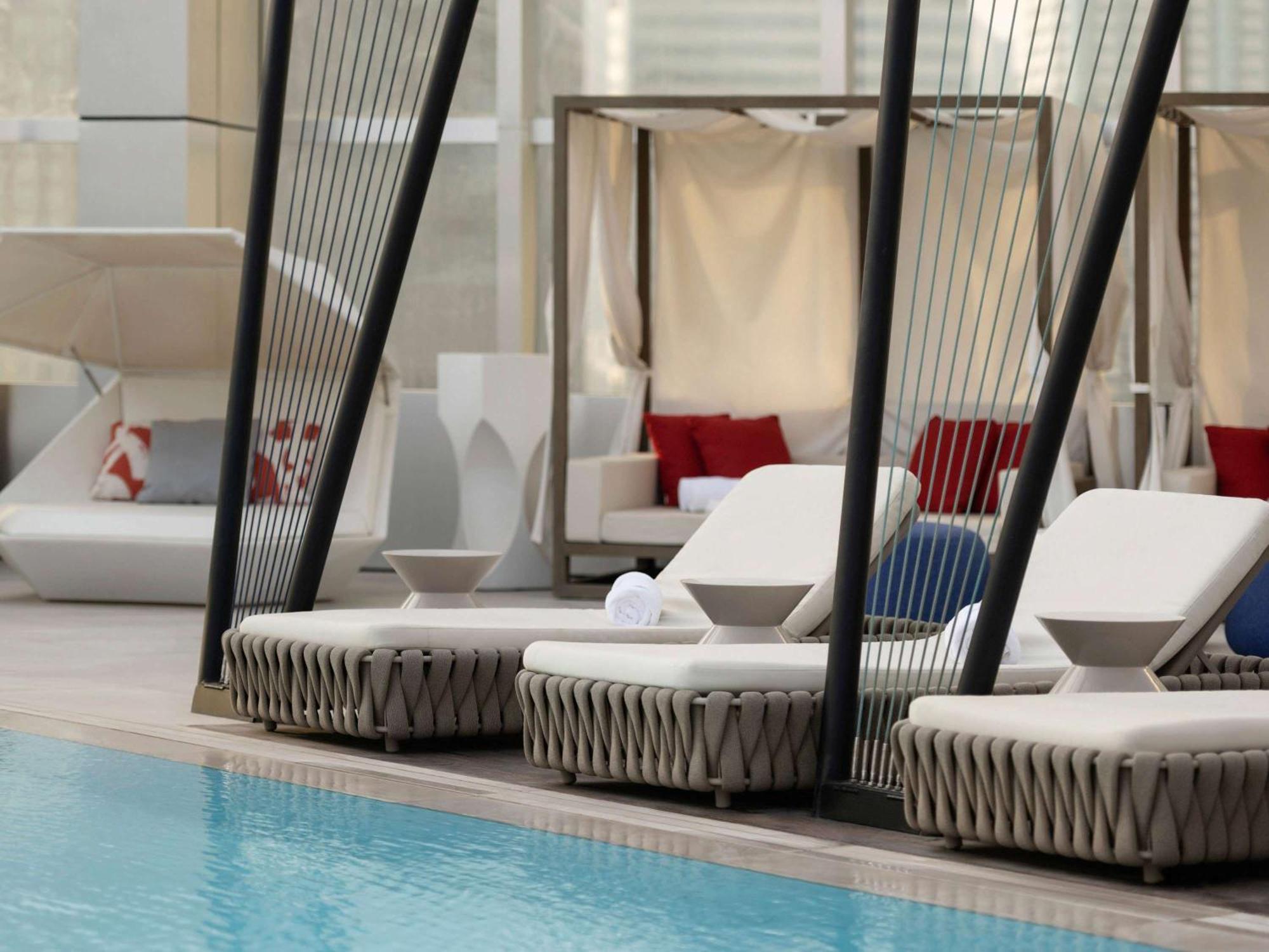 So Uptown Hotel Dubai