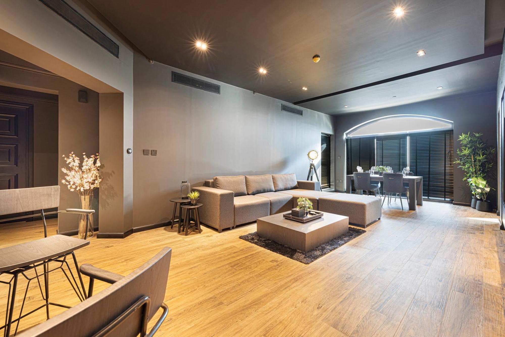 Poetry Of The Shadows By Lagom Apartment Dubai