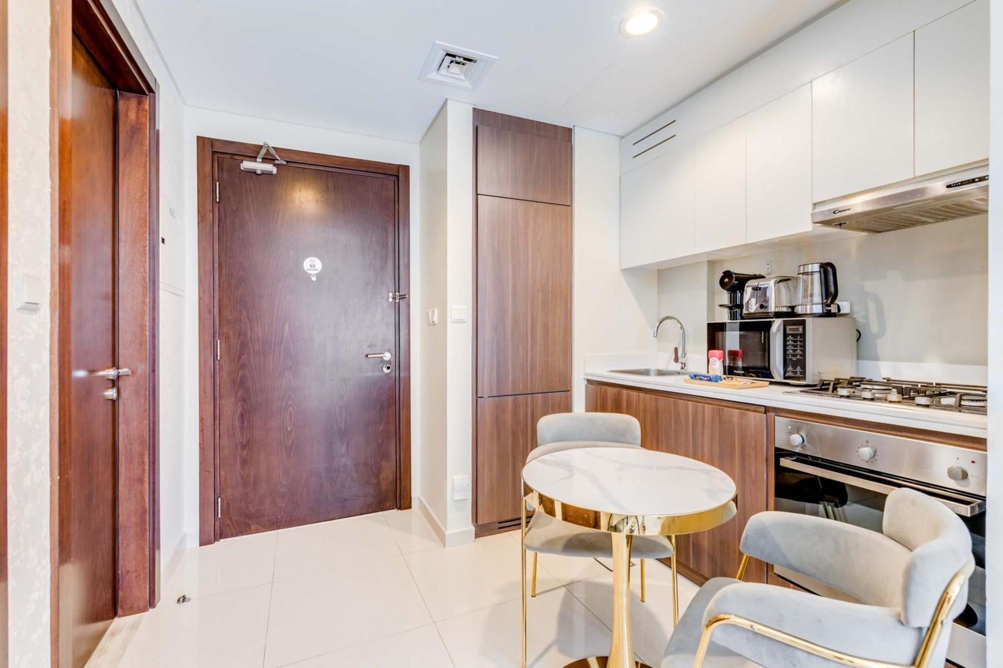 Globalstay. Luxury Near The Canal Daire
