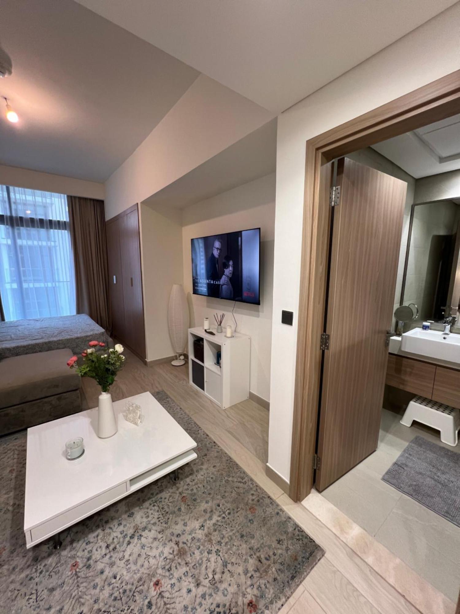 Luxury Brand New With Highend Furnishings * Dubai