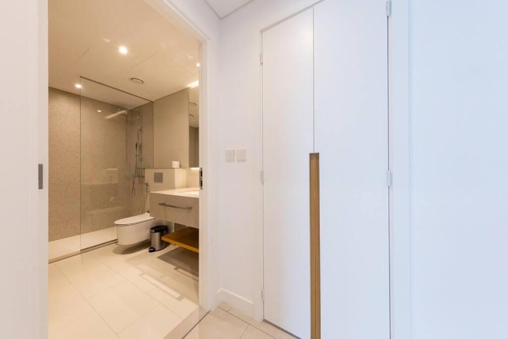 Apartment Luxury And Comfy 1br In Jbr Near The *