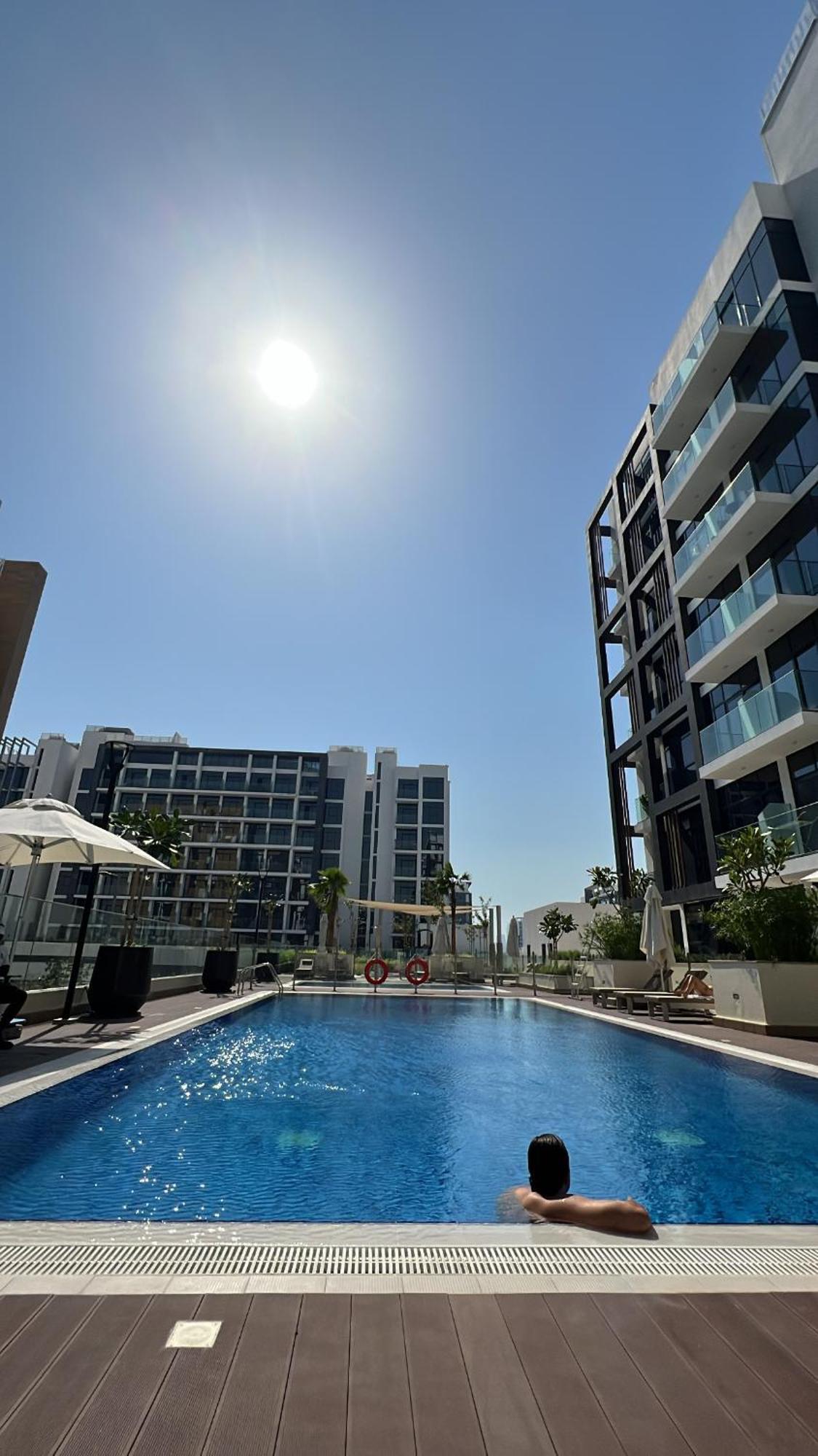 Apartment Luxury Brand New With Highend Furnishings *