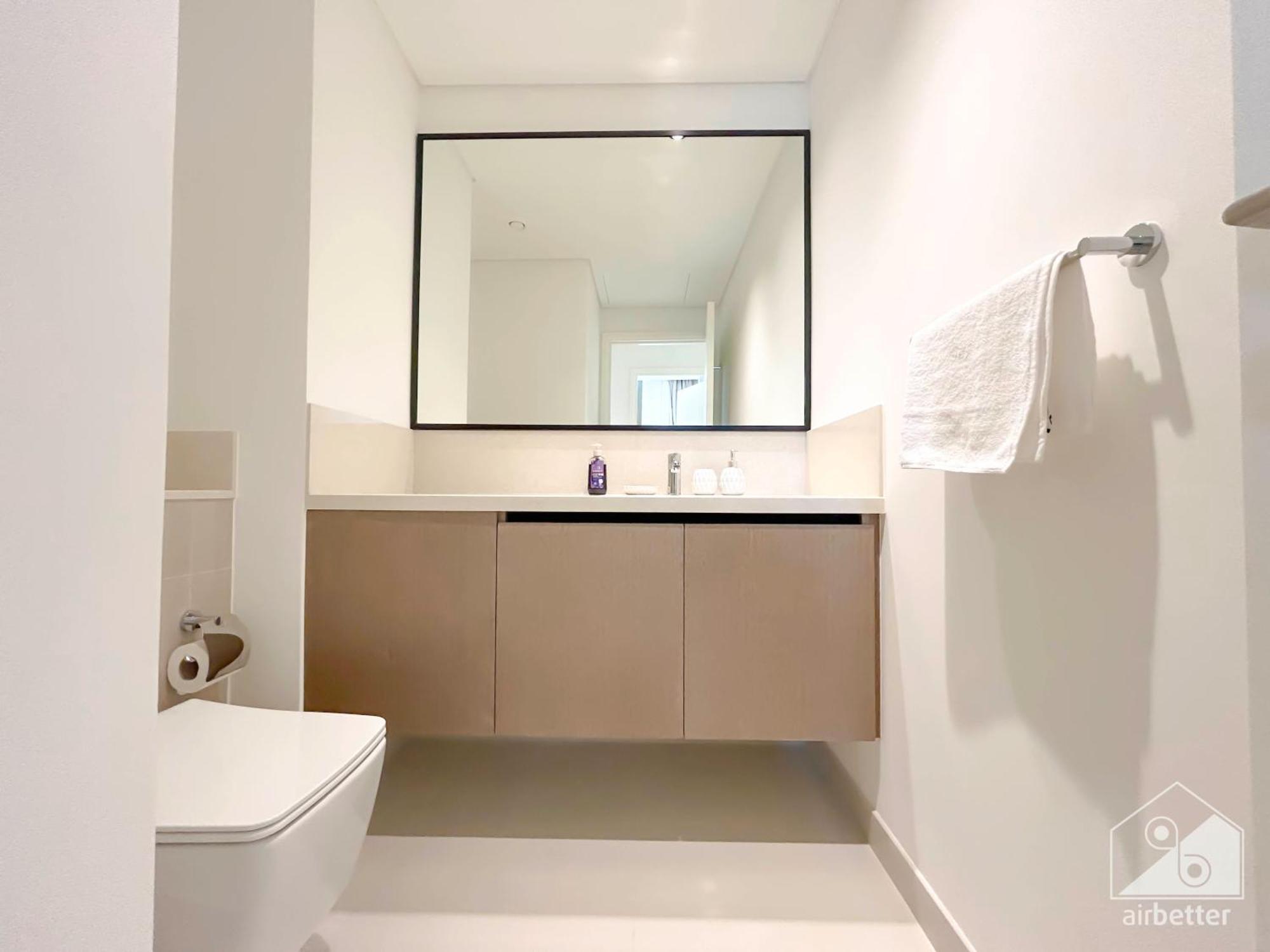 Luxury Burj Crown 4bedroom Balcony & Downtown View Dubai