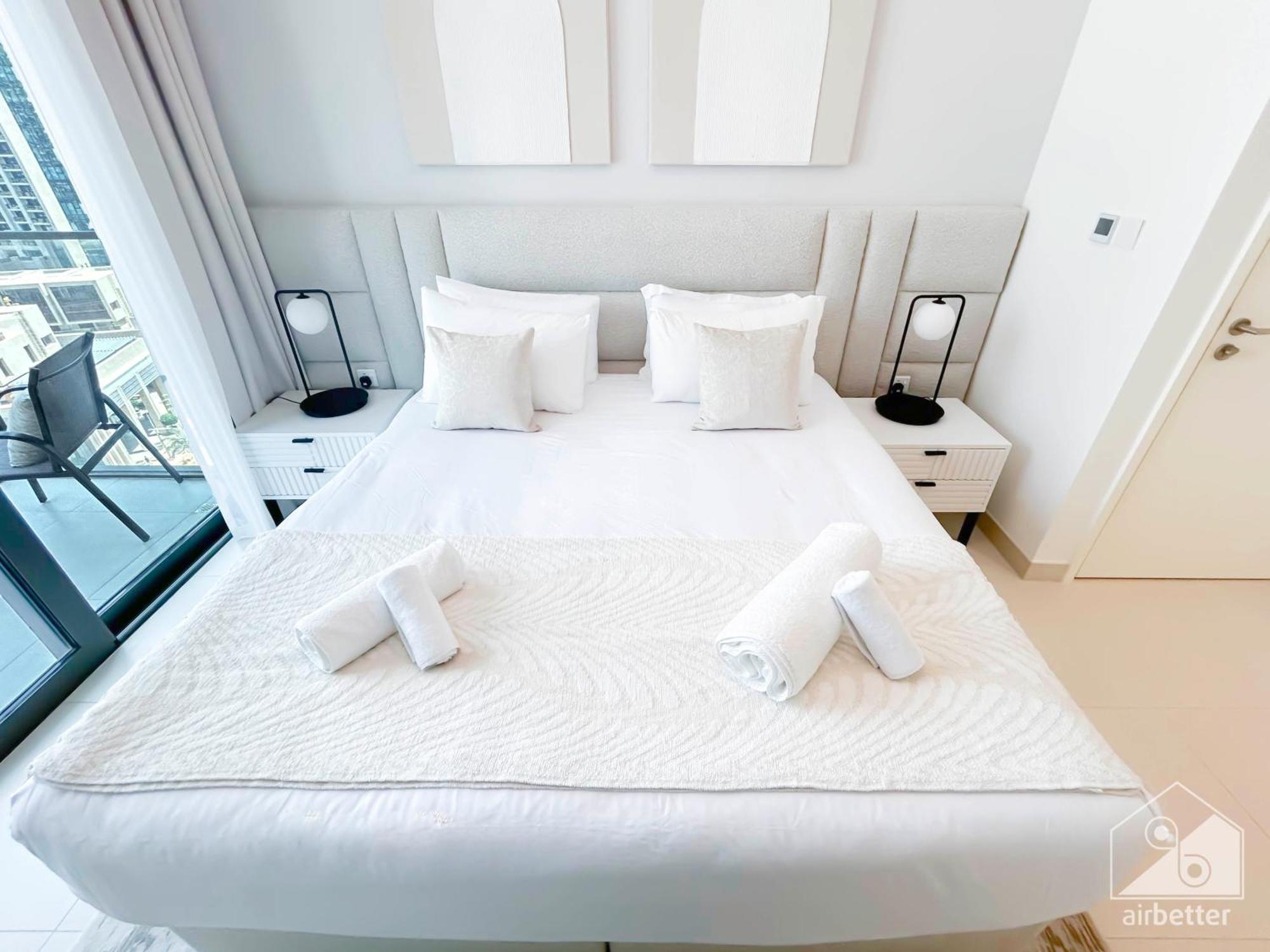 Daire Luxury Burj Crown 4bedroom Balcony & Downtown View *