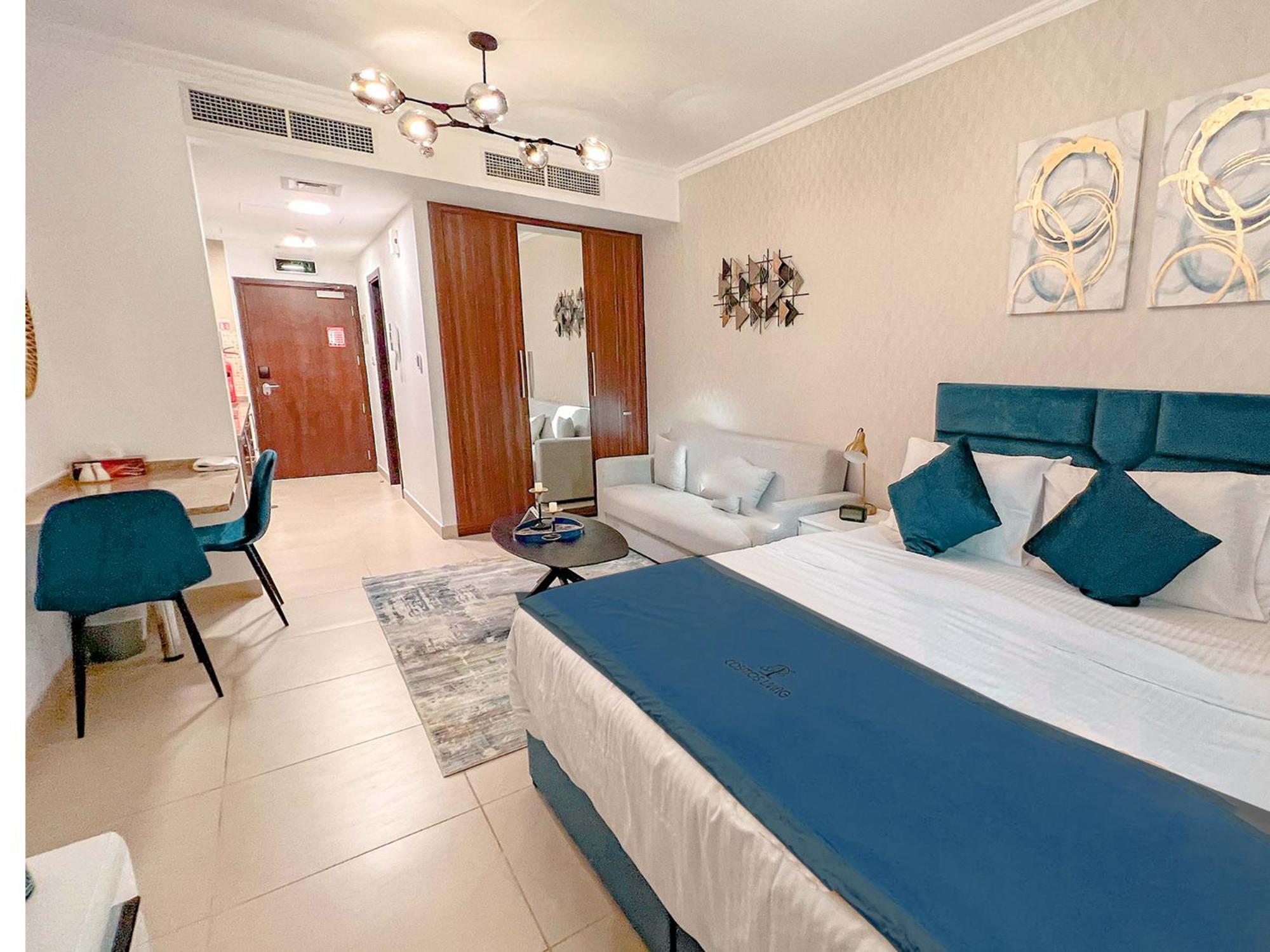 Cosmos Living Modern Near Marina Daire Dubai