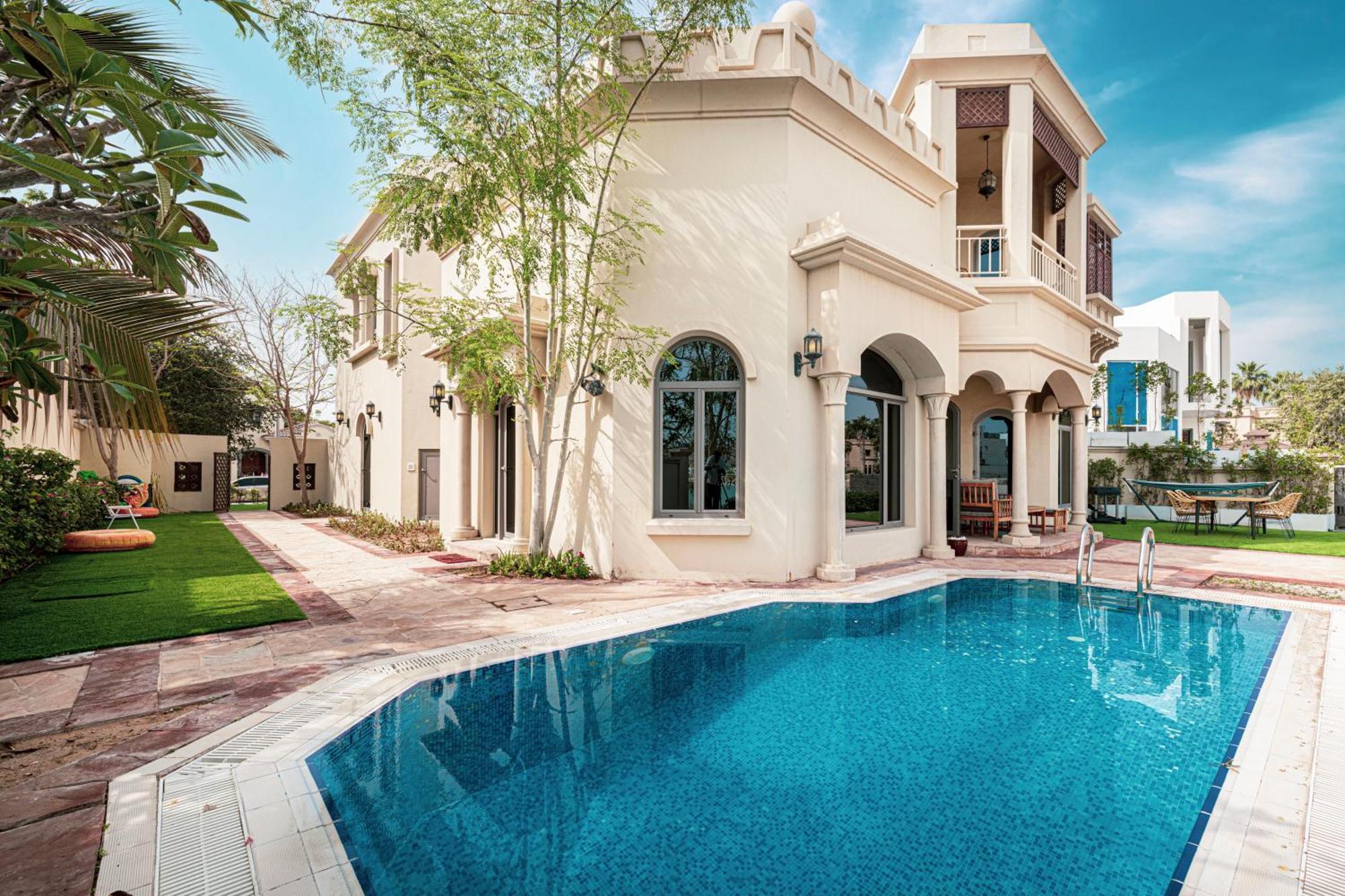 First Class Private Retreat In Paradise Villa