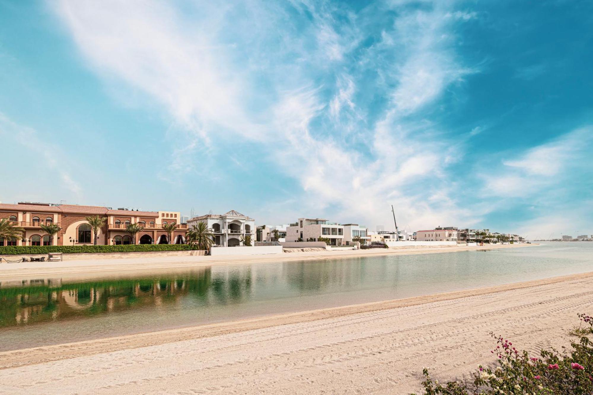 First Class Private Retreat In Paradise Villa Dubai