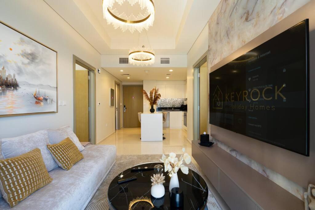 Elegant 2 Bedroom In Aykon City Tower C Apartment Dubai