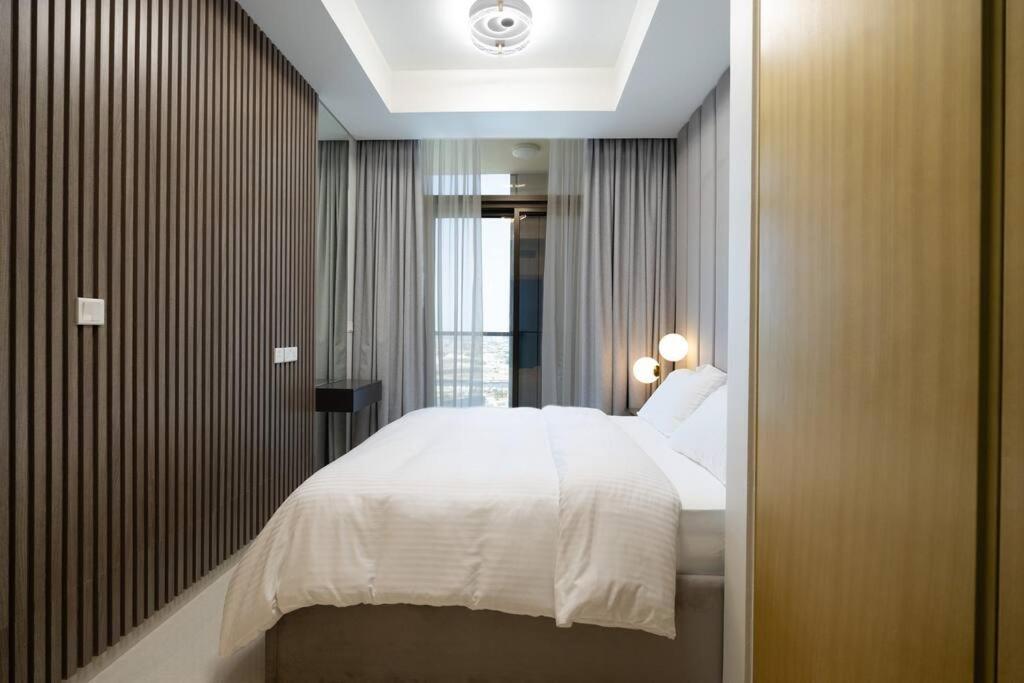 Elegant 2 Bedroom In Aykon City Tower C Apartment *