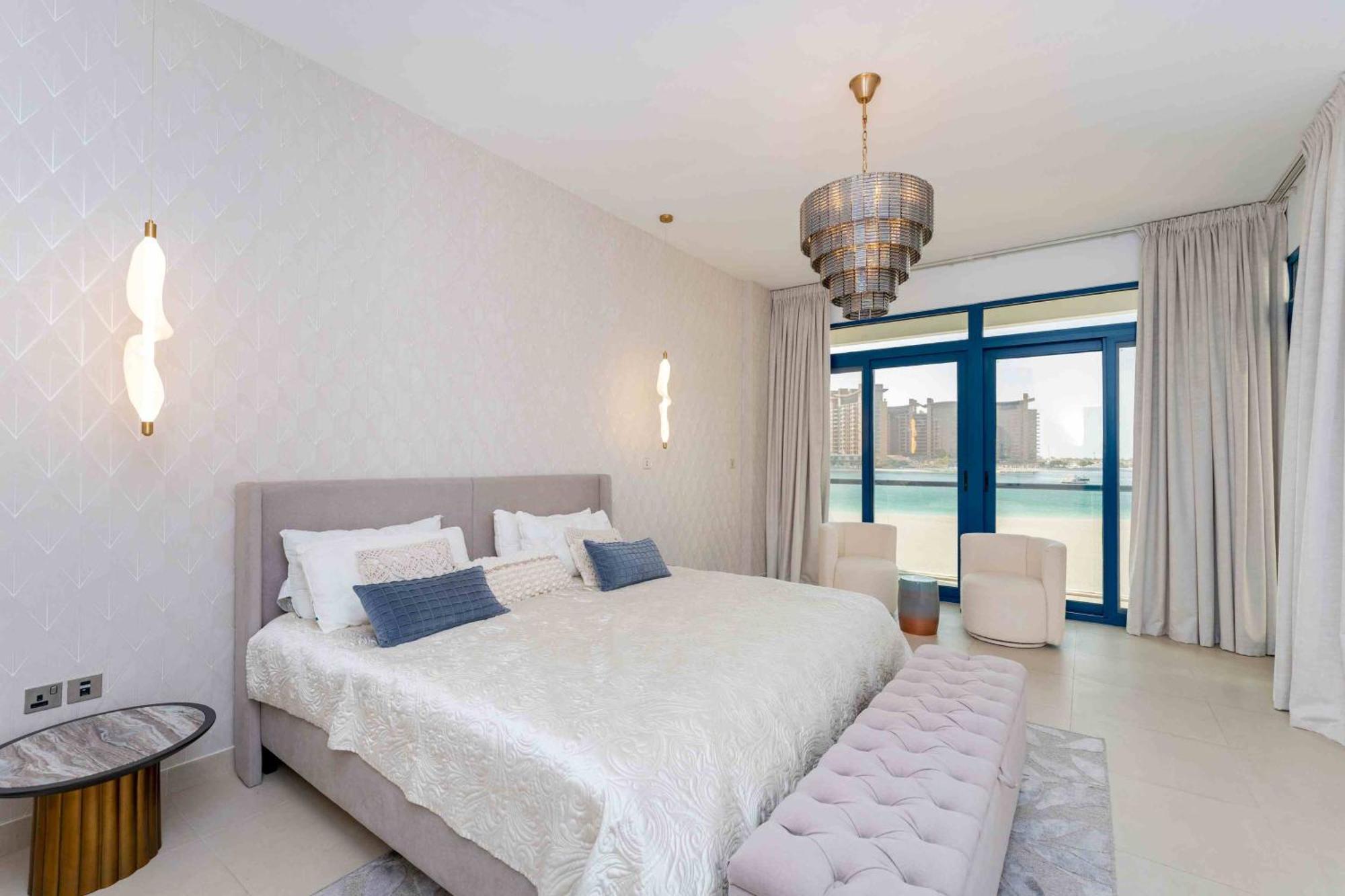 Villa Private 5 Bedroom Dubai