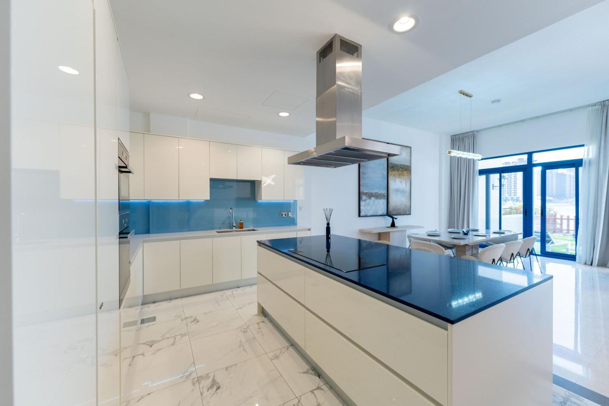 Private 5 Bedroom