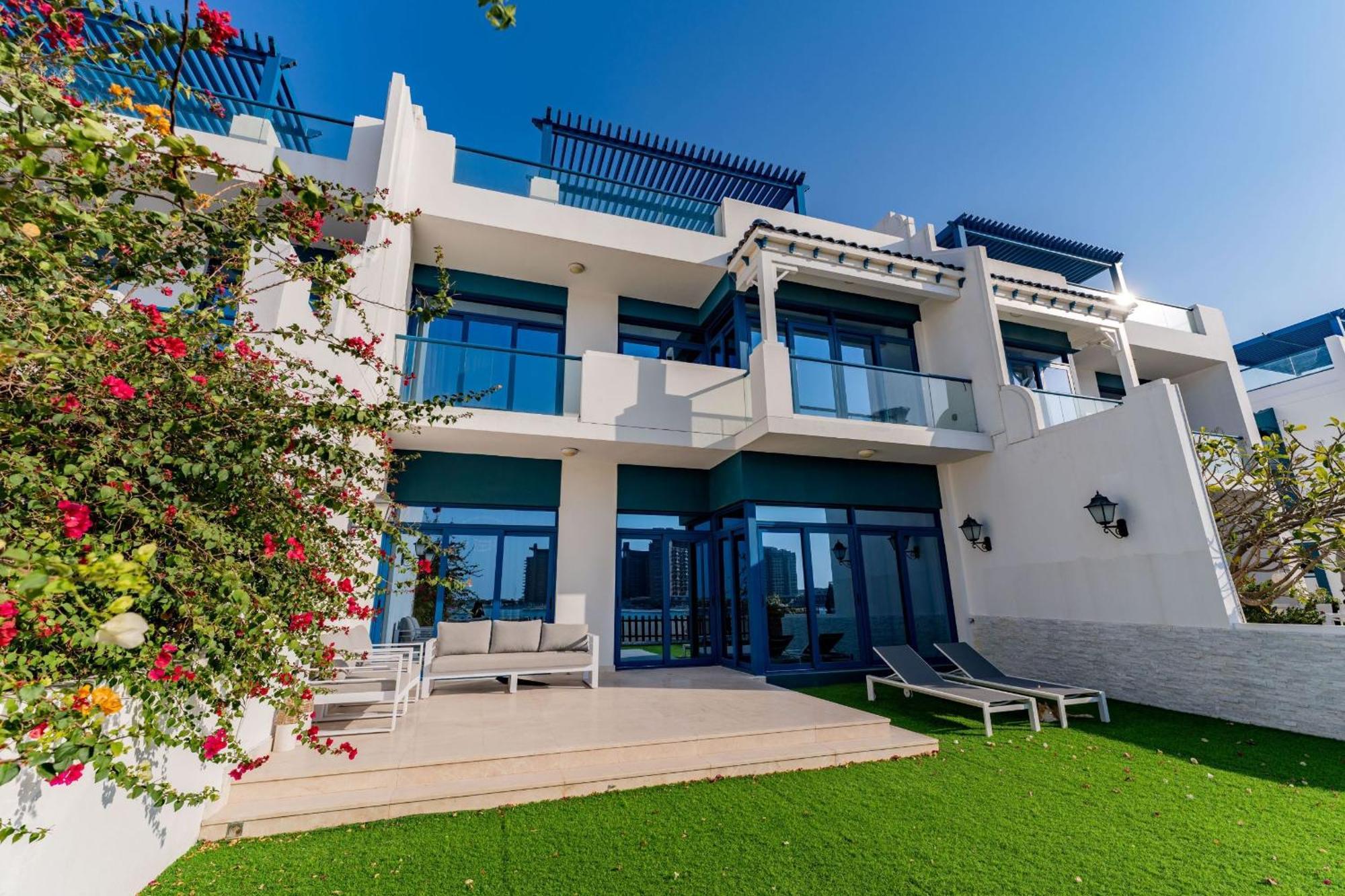 Villa Private 5 Bedroom Dubai