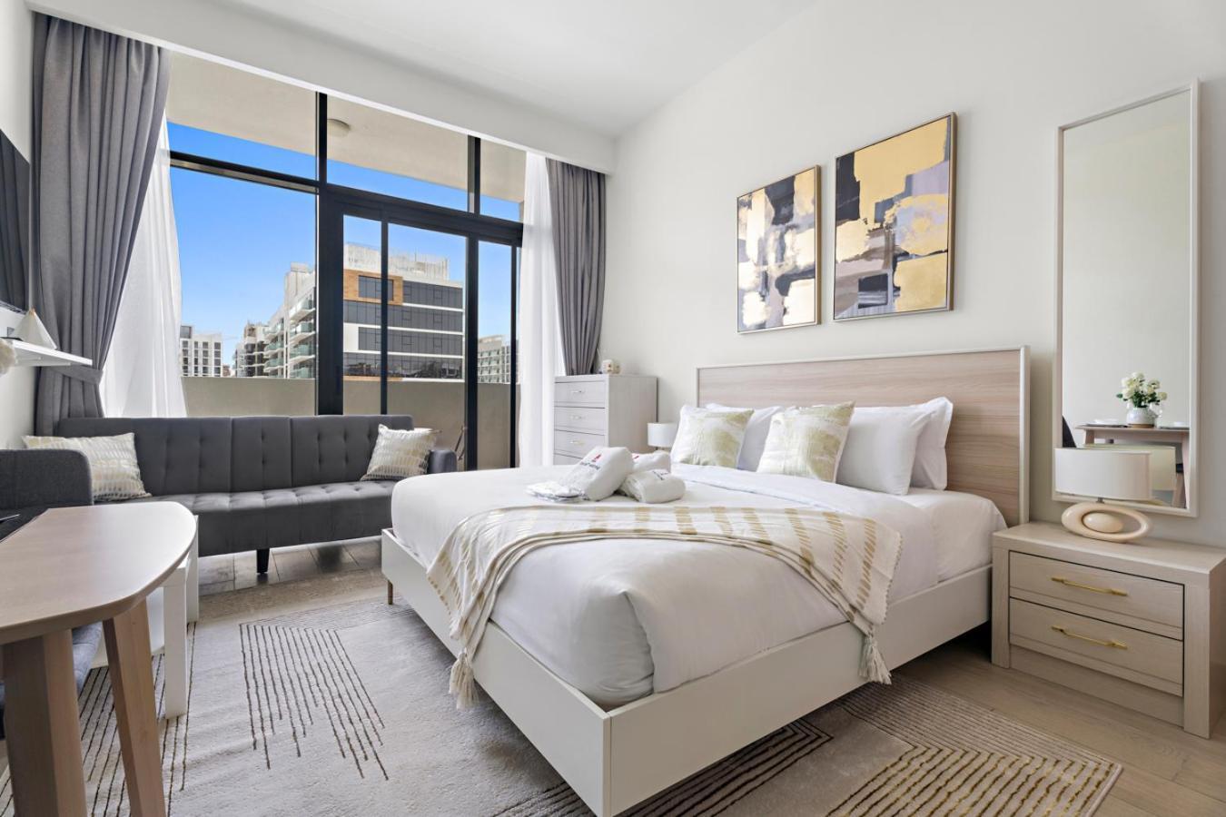 Stonetree - Azizi Riviera 36 - Brand New *