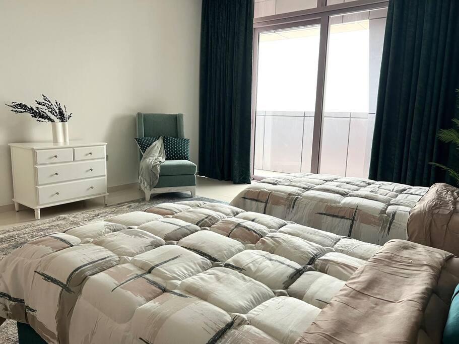 2br + Maid With Fantastic View Daire