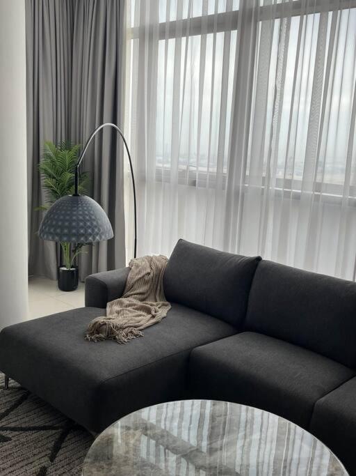 2br + Maid With Fantastic View Daire