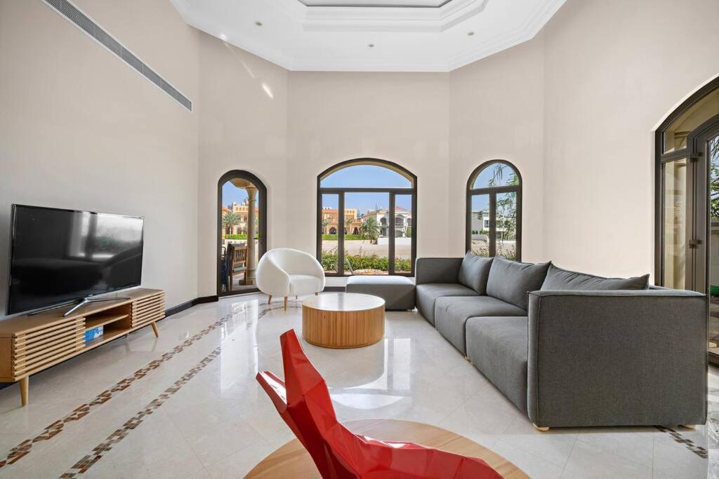 Villa First Class Private Retreat In Paradise Dubai