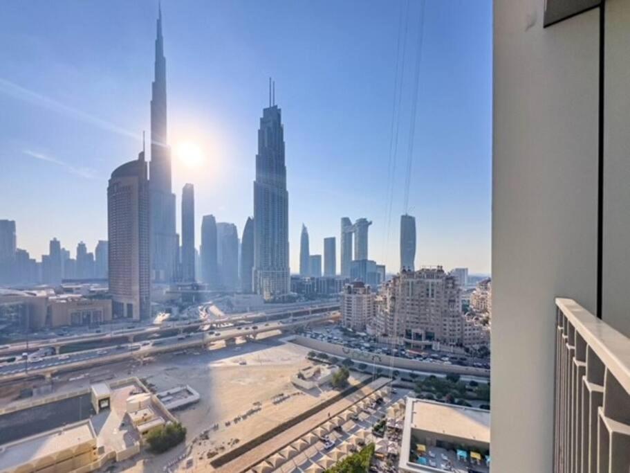 Apartment Downtown Views Live At Mall *
