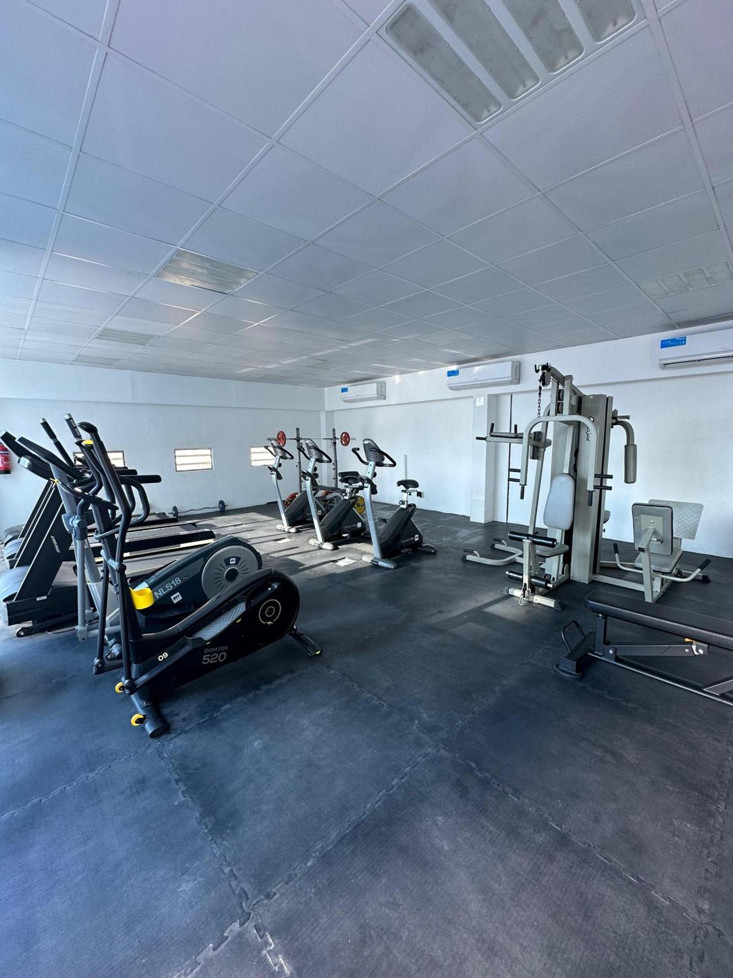 Daire Private With Kitchen, Bathroom, Pool, Parking, Free Gym *