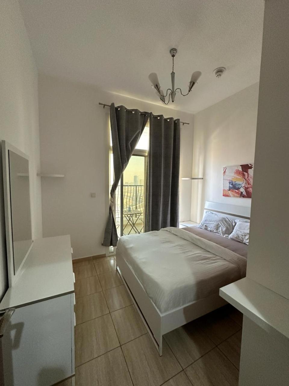Private With Kitchen, Bathroom, Pool, Parking, Free Gym Daire Dubai