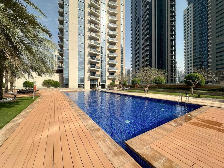 First Class 3br Expansive Luxury Haven * Dubai
