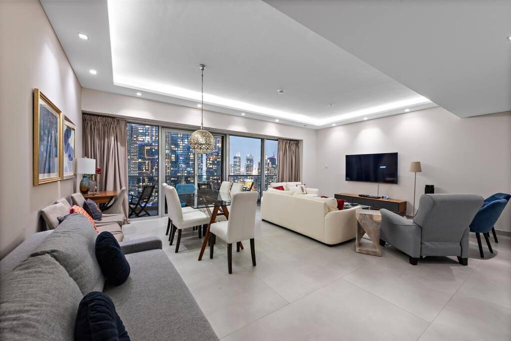 First Class 3br Expansive Luxury Haven Dubai