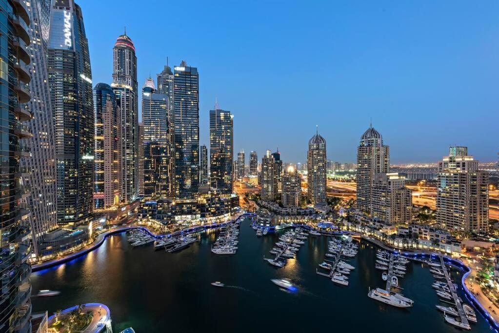 First Class 3br Expansive Luxury Haven Apartment Dubai