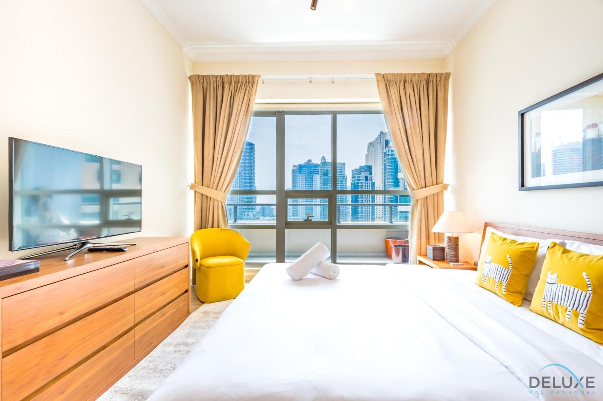 Beautiful 2br In Al Sahab 2, Marina By Deluxe Homes Apartment