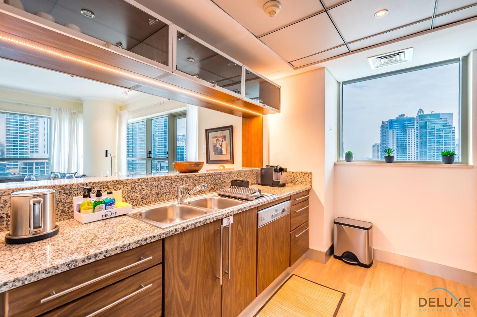 Apartment Beautiful 2br In Al Sahab 2, Marina By Deluxe Homes Dubai