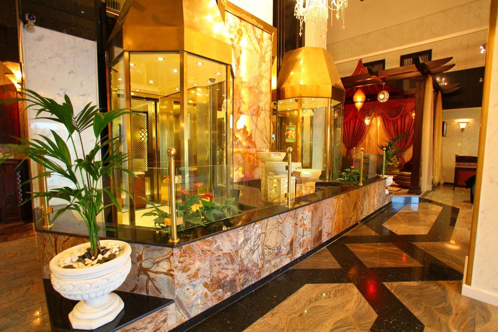 Hotel Arabian Courtyard & Spa 4*