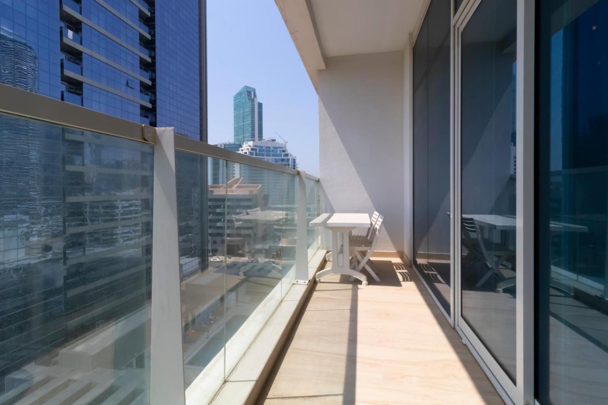 Naseem - One Tower * Dubai