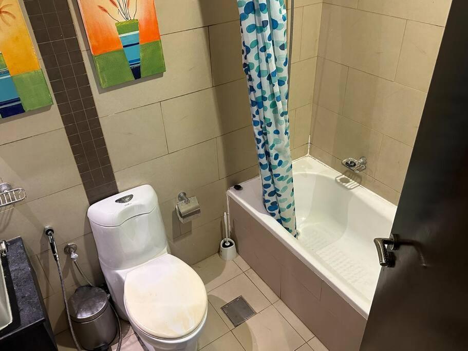 Cozy 1bhk Apartment-dubai Marina * Dubai