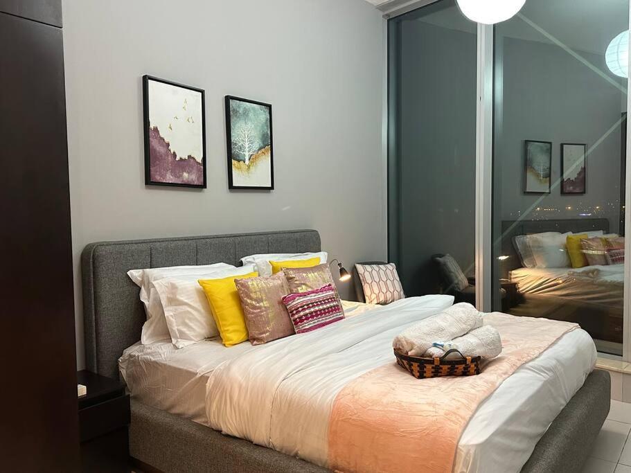 Apartment Cozy 1bhk Apartment-dubai Marina Dubai
