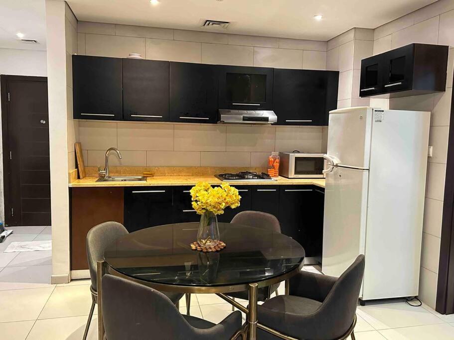 Apartment Cozy 1bhk Apartment-dubai Marina Dubai
