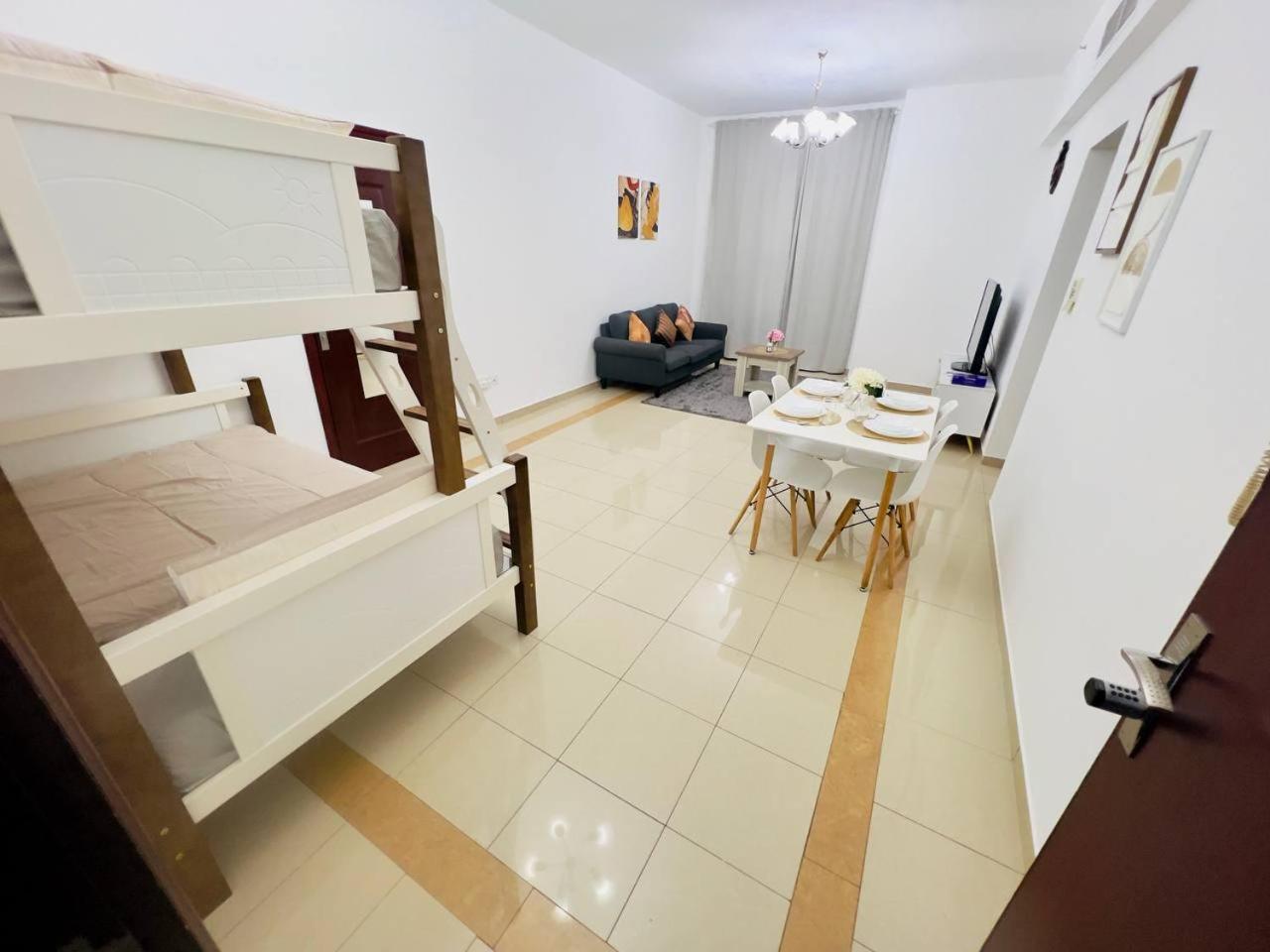 Daire Cozy 2 Bedroom In Al Nahda Dubai