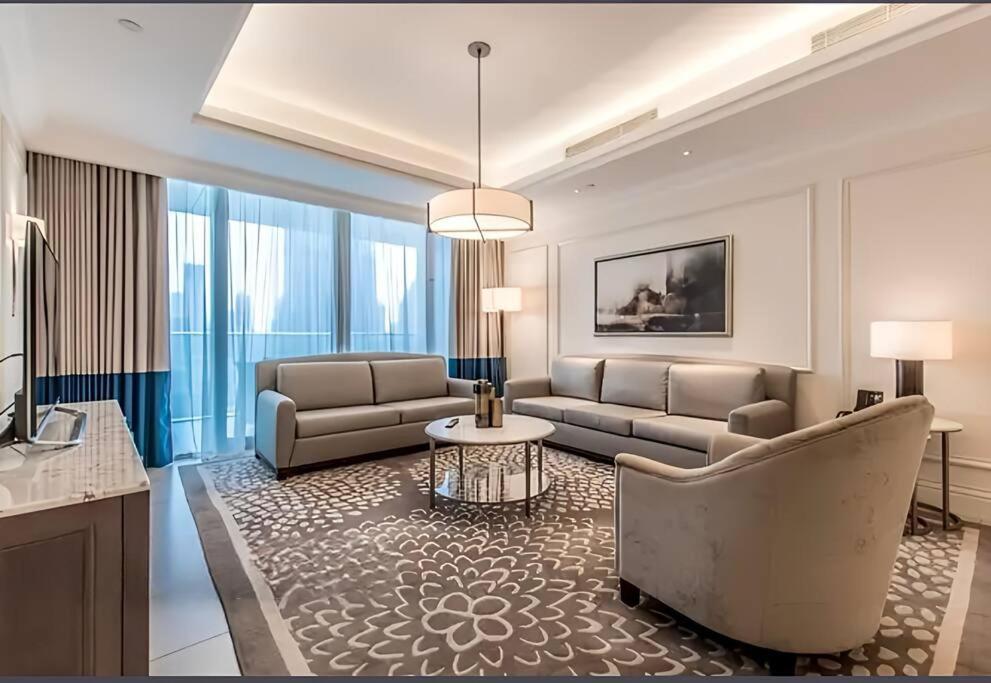 Luxury Living Emaar Residences Kempinski Blvd, Downtown Apartment *
