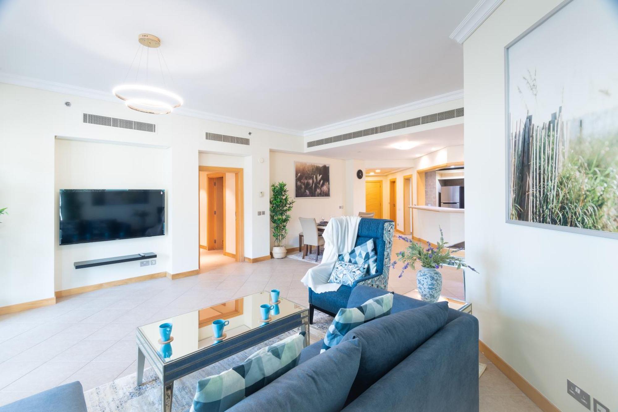 Palm Jumeirah 4br Relaxing With Access *
