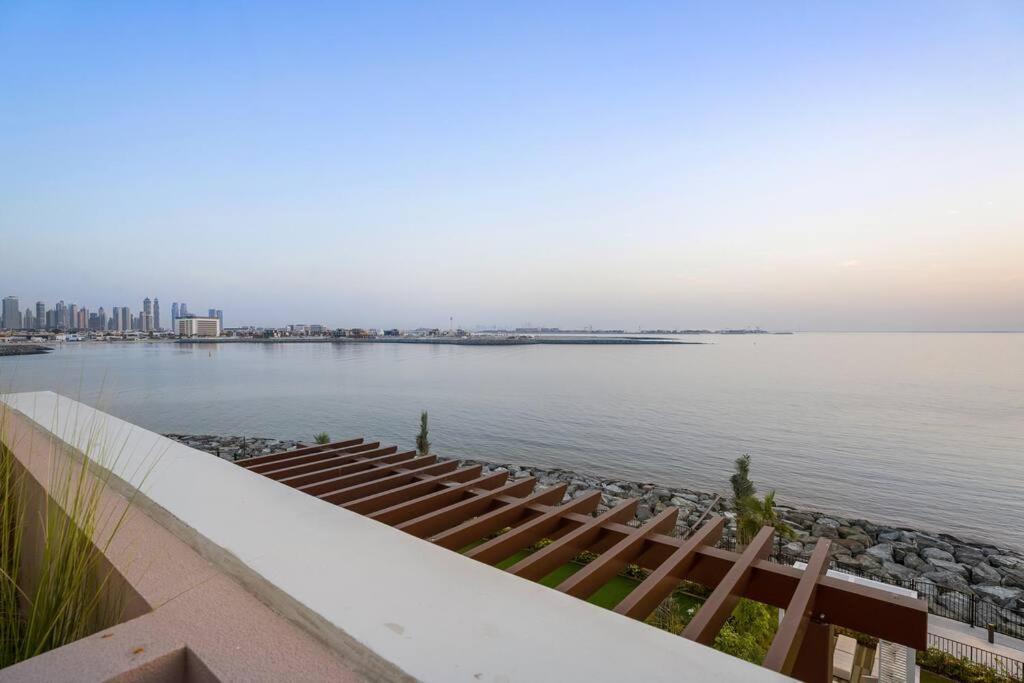 First Class Exclusive & Seaside Splendor Dubai