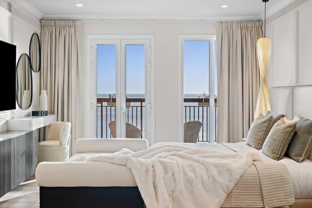 First Class Exclusive & Seaside Splendor