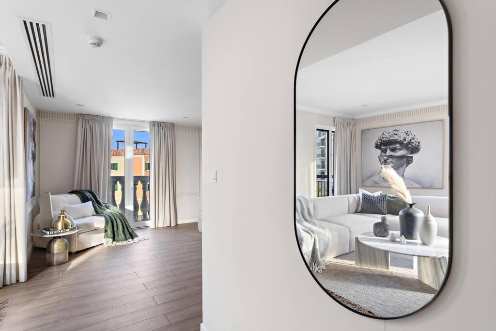 First Class Exclusive & Seaside Splendor Villa