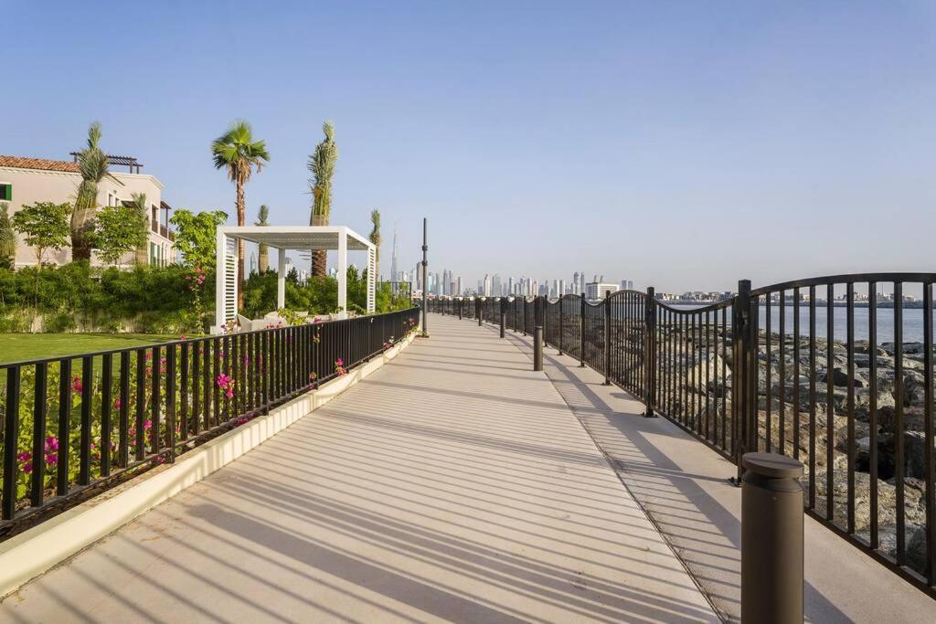 First Class Exclusive & Seaside Splendor Dubai