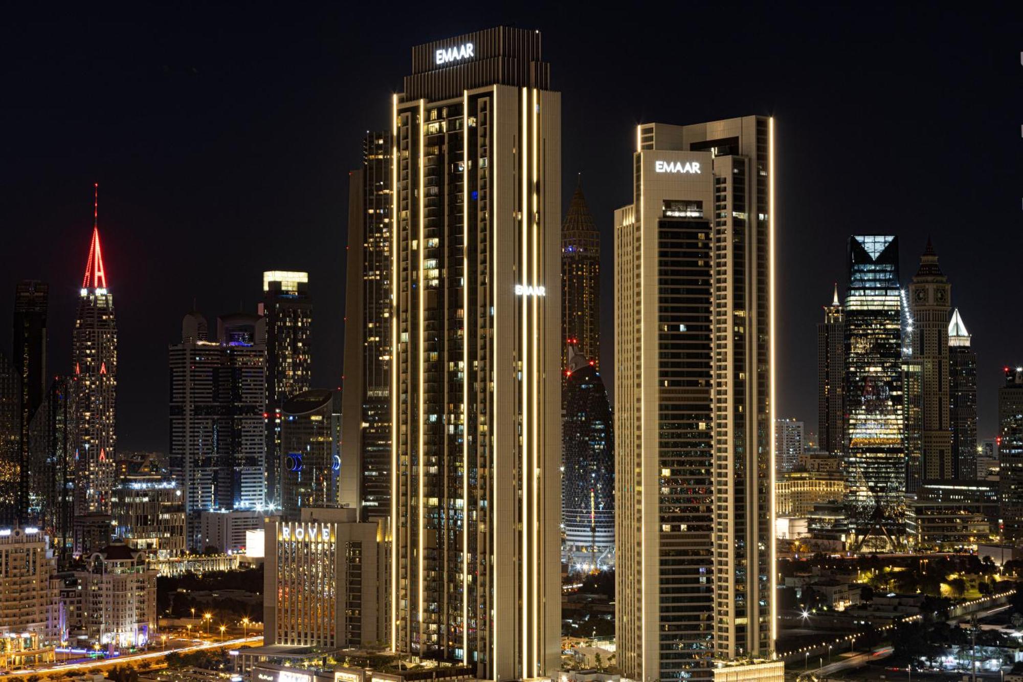 2 Minute Walk To Mall - 3 Bedroom Burj Khalifa View With Pool And Daire