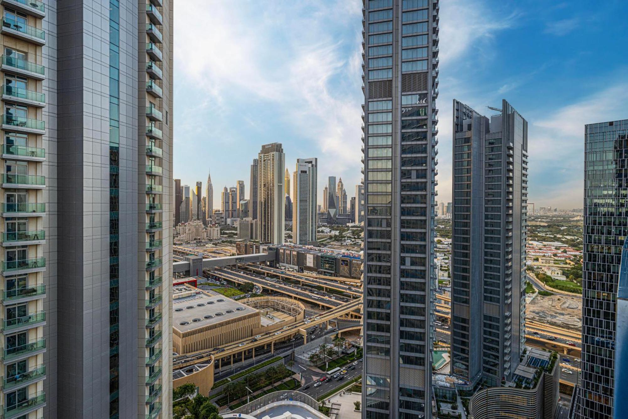 Daire 2 Minute Walk To Mall - 3 Bedroom Burj Khalifa View With Pool And *