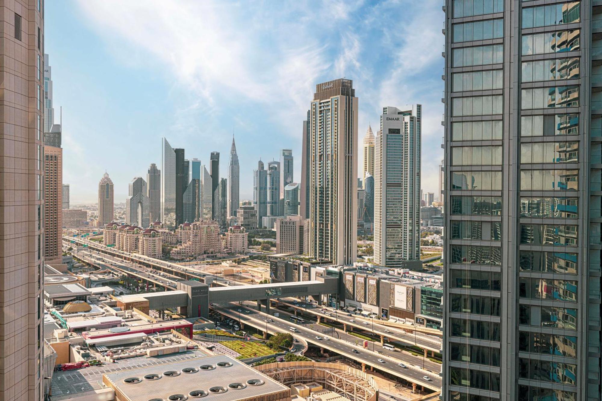 2 Minute Walk To Mall - 3 Bedroom Burj Khalifa View With Pool And *