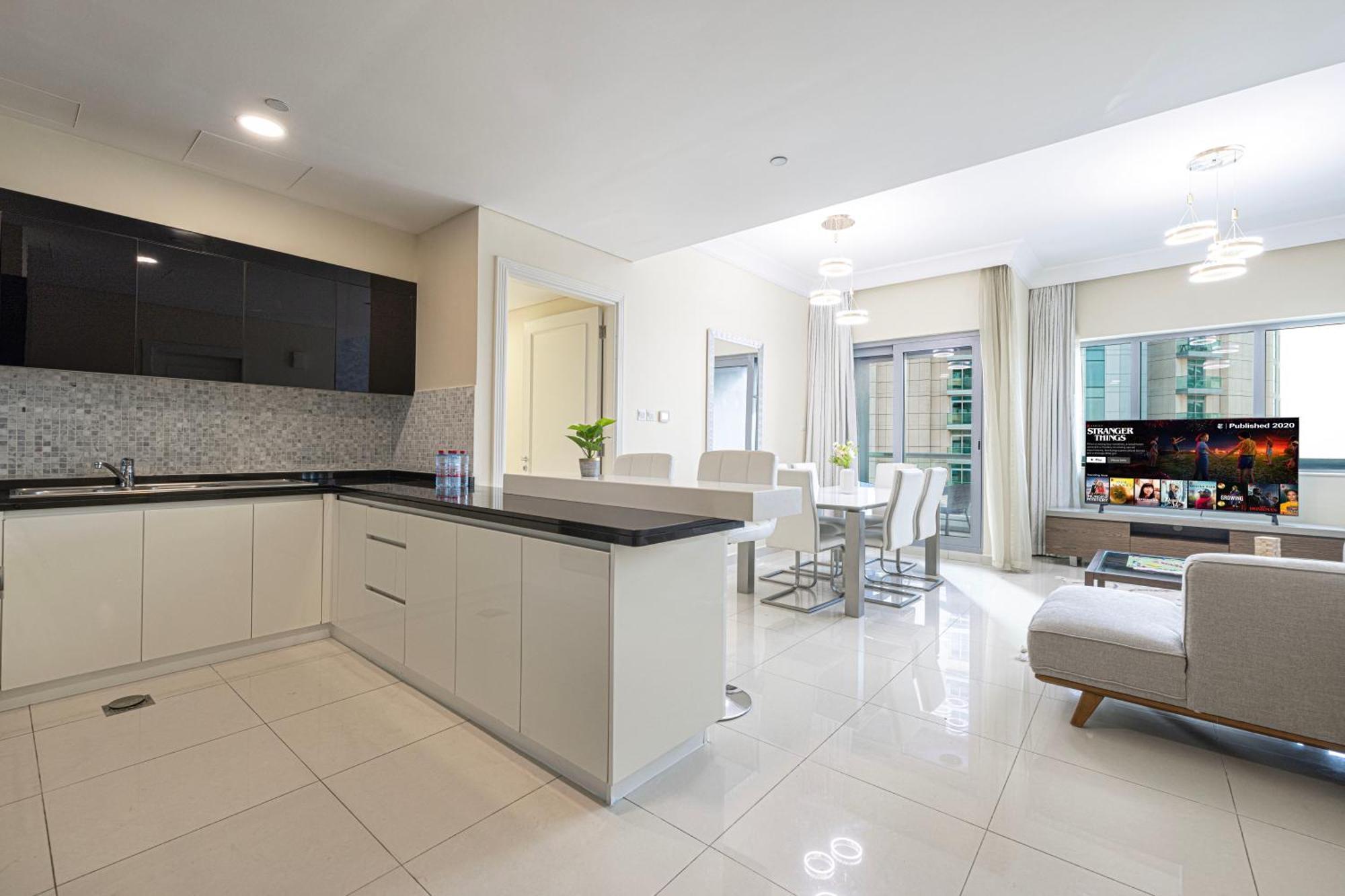 2 Minute Walk To Mall - 3 Bedroom Burj Khalifa View With Pool And Daire *